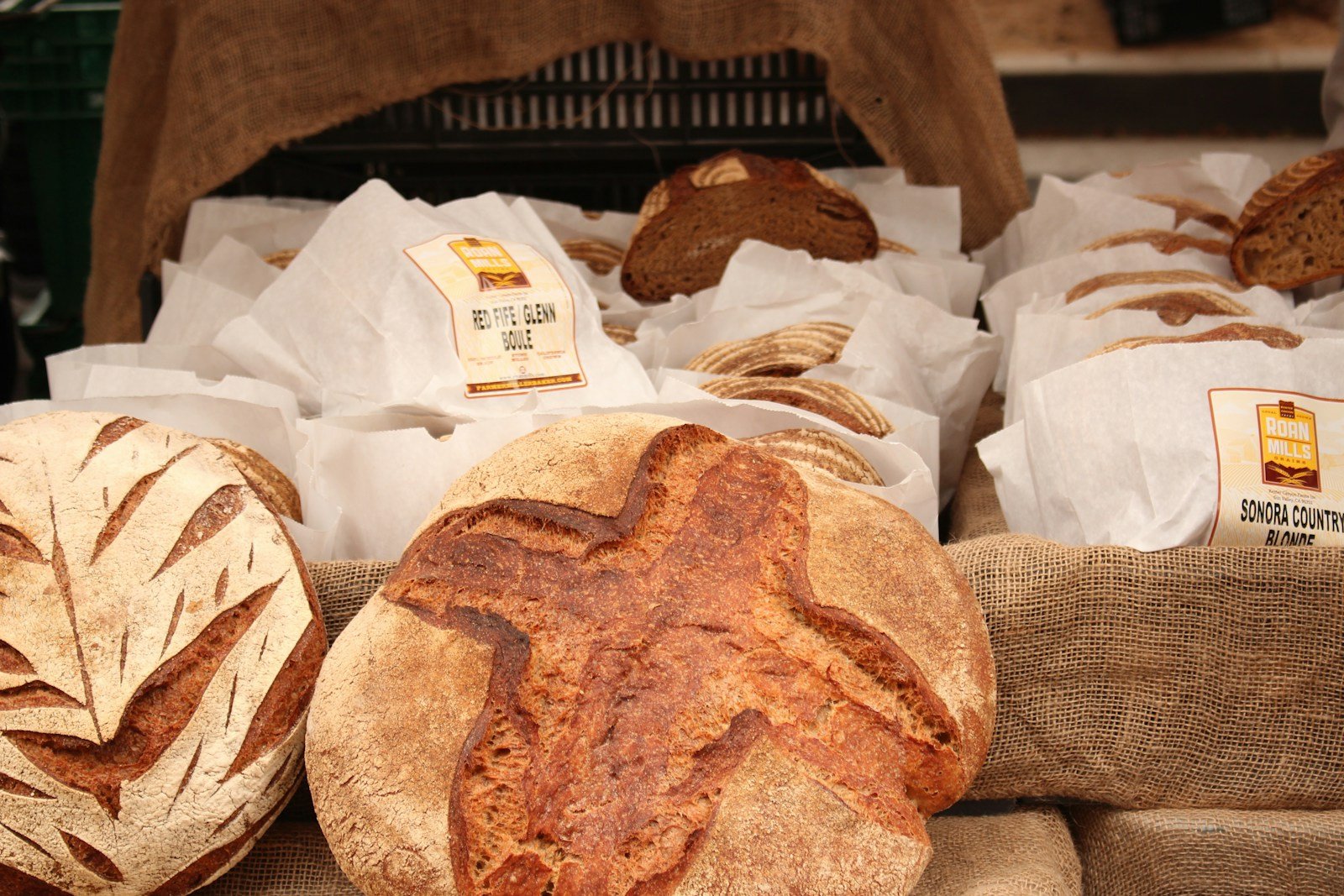 Choosing Buns and Rolls for Burger, Slider and Sandwich Menus